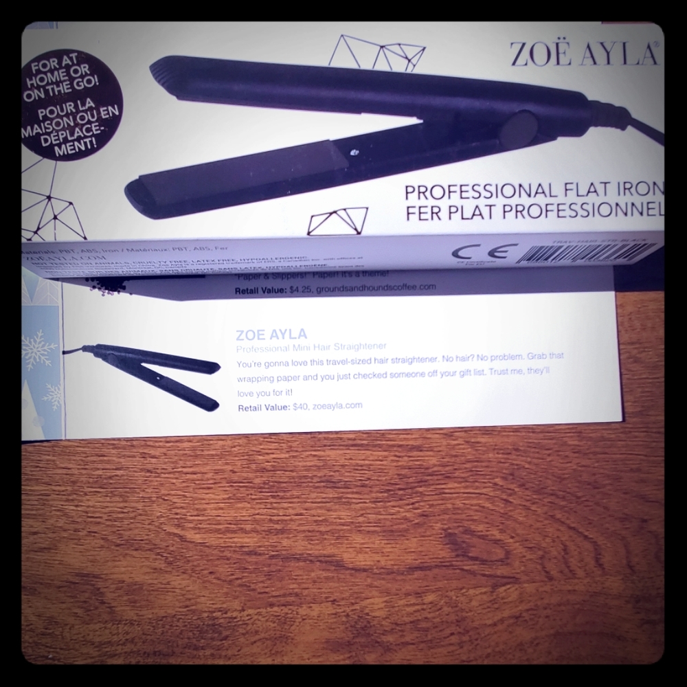 NIB Zoe Ayla Mini Straightener